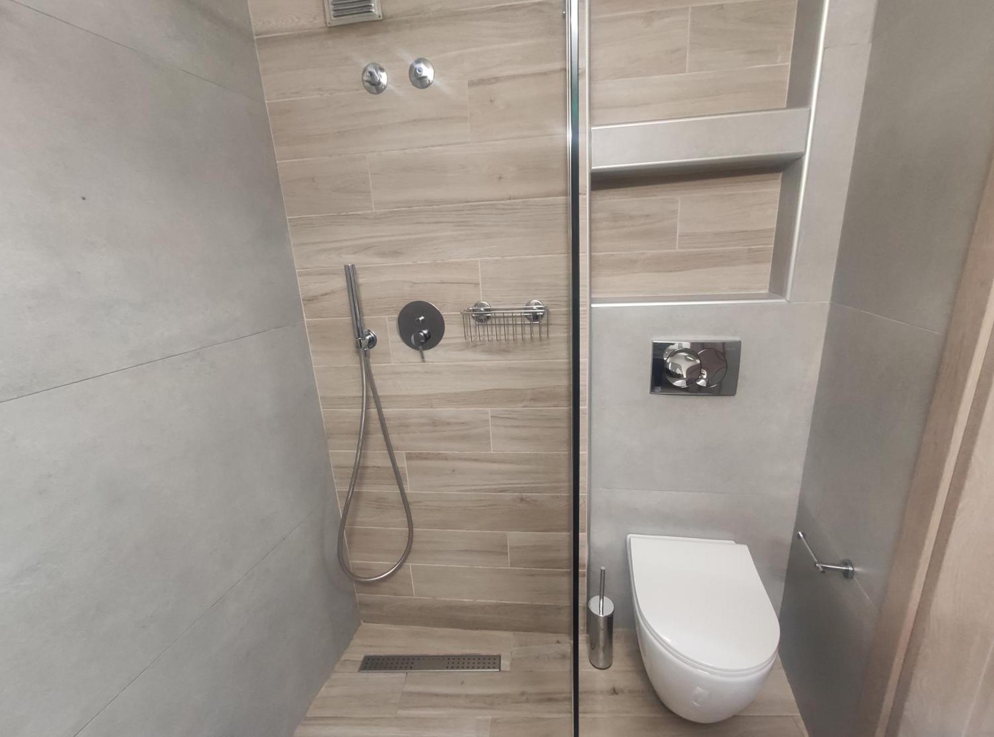 Para Thin Alos Inn Неос Мармарас Екстериор снимка